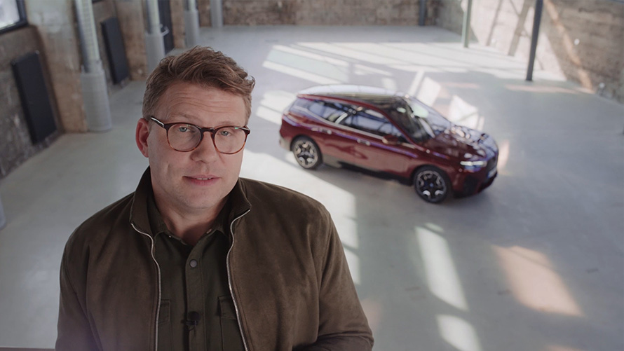 BMW iX i20 elektrische SUV personal eSIM 5G video BMW iX i20 2021 elektrische SUV personal eSIM 5G video