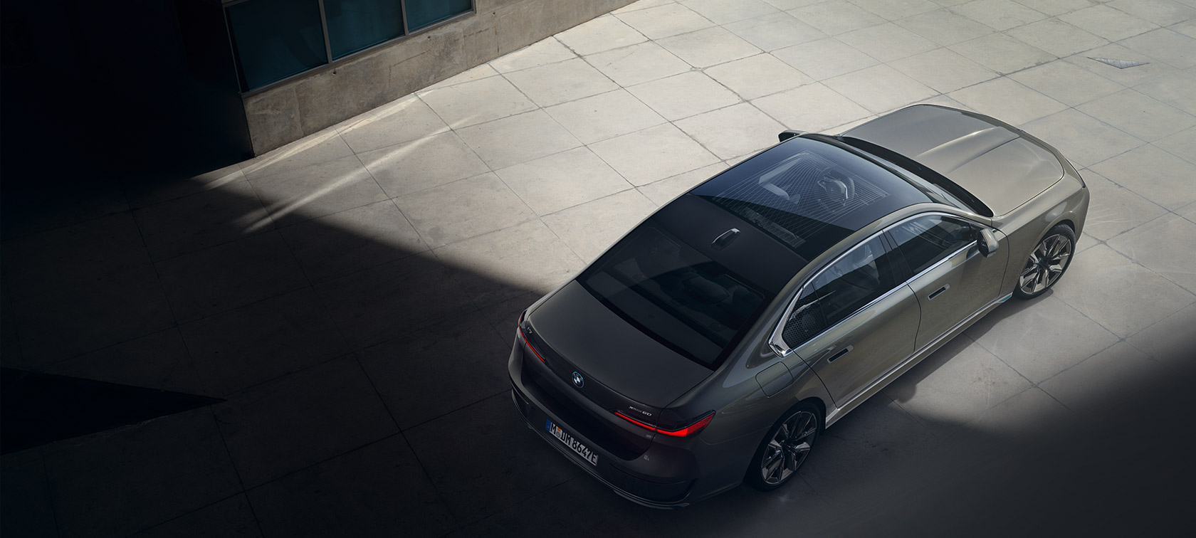BMW i7 Berline G70 vue du dessus BMW i7 Berline G70 BMW Individual Oxid grey metallic vue du dessus