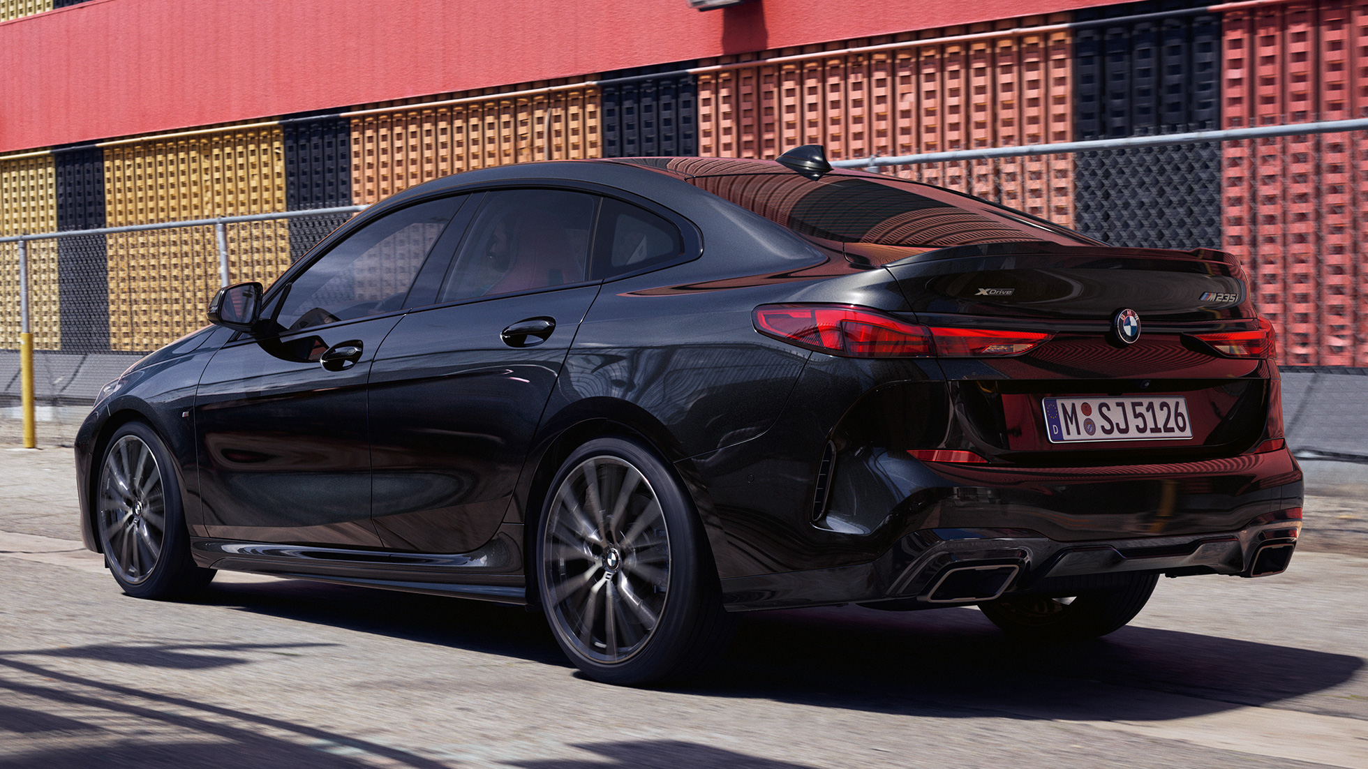 Coupélijn BMW M235i xDrive Gran Coupé Coupélijn BMW M235i xDrive Gran Coupé 2020 Saphirschwarz metallic F44 driekwart zijaanzicht
