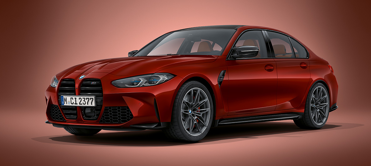 BMW Individual Aventurinrot metallic BMW M3 Berline G80 2020 BMW M3 Berline BMW Individual Aventurinrot metallic G80 2020 driekwart vooraanzicht stilstaand