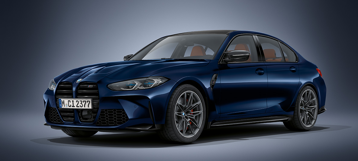 BMW Individual Tansanitblau metallic BMW M3 Berline G80 2020 BMW M3 Berline BMW Individual Tansanitblau metallic G80 2020 driekwart vooraanzicht stilstaand