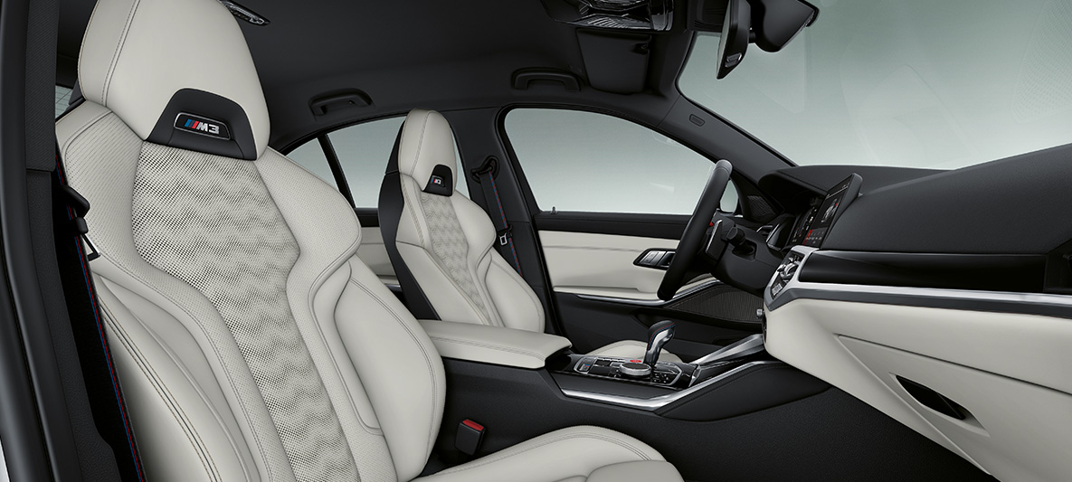BMW Individual binnenbekleding volleder Merino Elfenbeinweiß BMW M3 Berline 2020 G80 interieur BMW Individual binnenbekleding volleder Merino Elfenbeinweiß BMW M3 Berline G80 2020 interieur cockpit