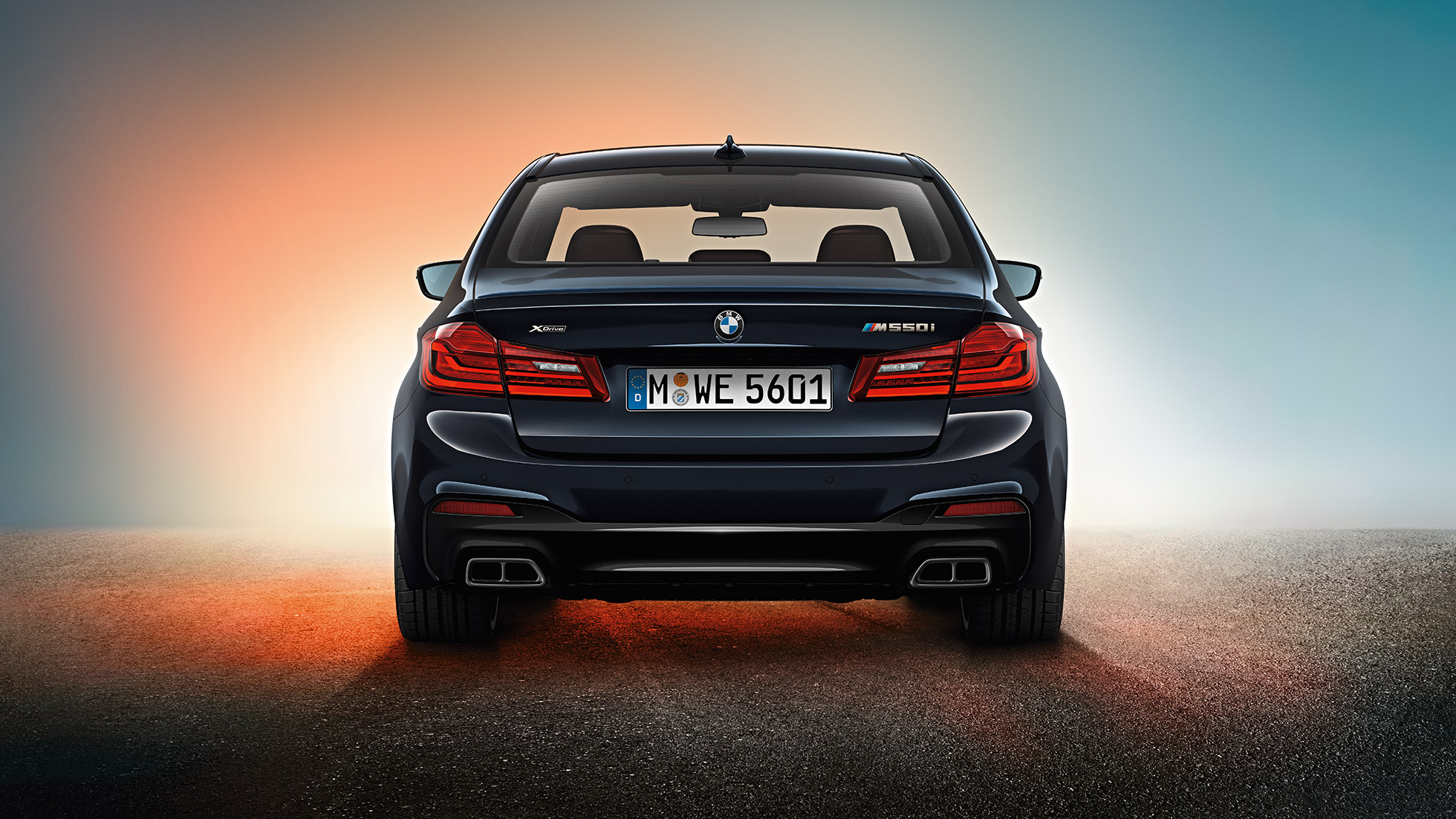 Design de la poupe. Design des BMW M550i et BMW M550d, vue de la poupe.