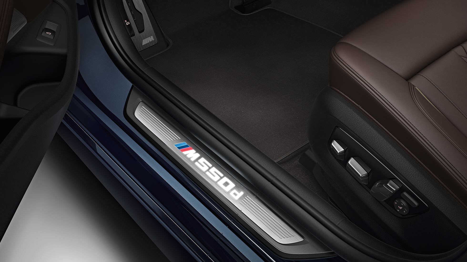 Deurdrempel BMW M550d xDrive Touring Deurdrempel BMW M550d xDrive Touring G31 interieur