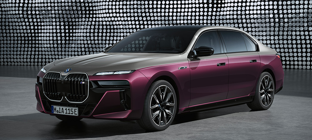 Teintes spéciales Wildberry TT Oxid Grey BMW Série 7 M G70 BMW Série 7 M G70 teintes spéciales Wildberry TT Oxid Grey
