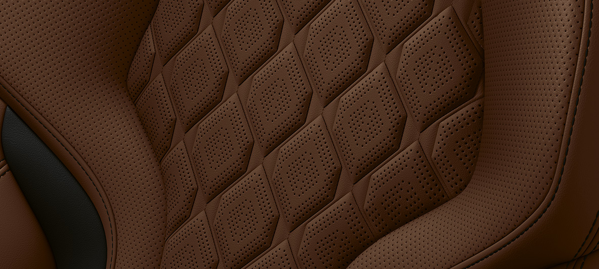 Garnissage tout cuir Merino Taruma Braun F91. BMW Individual M8 Cabrio, intérieur en garnissage tout cuir Merino Taruma Braun F91.