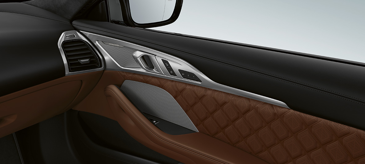 Bowers & Wilkins Diamond surround sound system F92. BMW M8 Coupé, interieur met Bowers & Wilkins Diamond surround sound system F92.