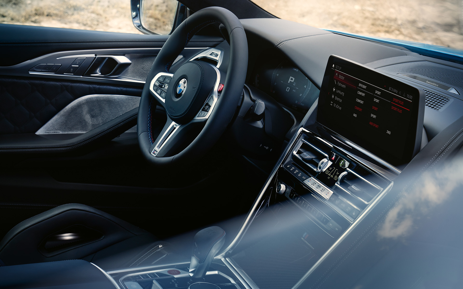 Control Display BMW M8 Competition Coupé F92 LCI facelift 2022 BMW M8 Competition Coupé F92 LCI facelift 2022 Control Display interieur