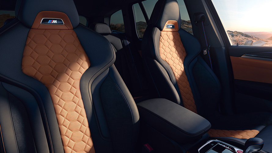 BMW X3 M Competition F97 LCI 2021 M sportzetels BMW X3 M Competition F97 LCI facelift 2021 interieur M sportzetels