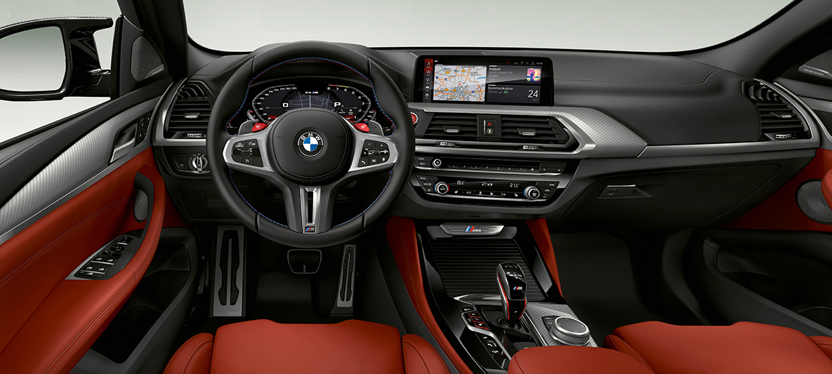 BMW X4 M Competition, volant M en cuir F98. Intérieur de la BMW X4 M, habitacle, volant M en cuir avec surpiqûres contrastées M spécifiques F98.