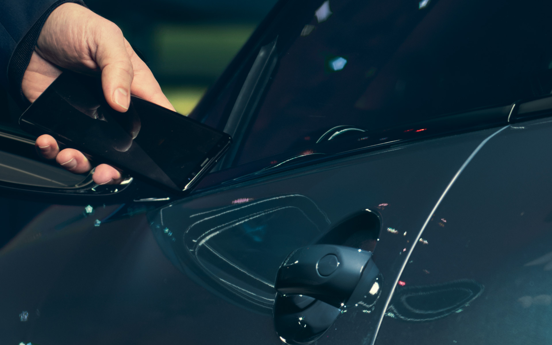BMW X7 M50i G07 2019, Digital Key vue en gros plan du smartphone BMW X7 M50i G07 2019, Digital Key vue en gros plan du smartphone