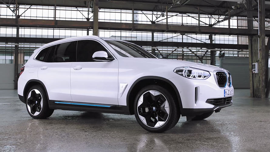 BMW Charging BMW iX3 SUV électrique G08, vidéo BMW Charging BMW iX3 SUV électrique G08 2020, vidéo