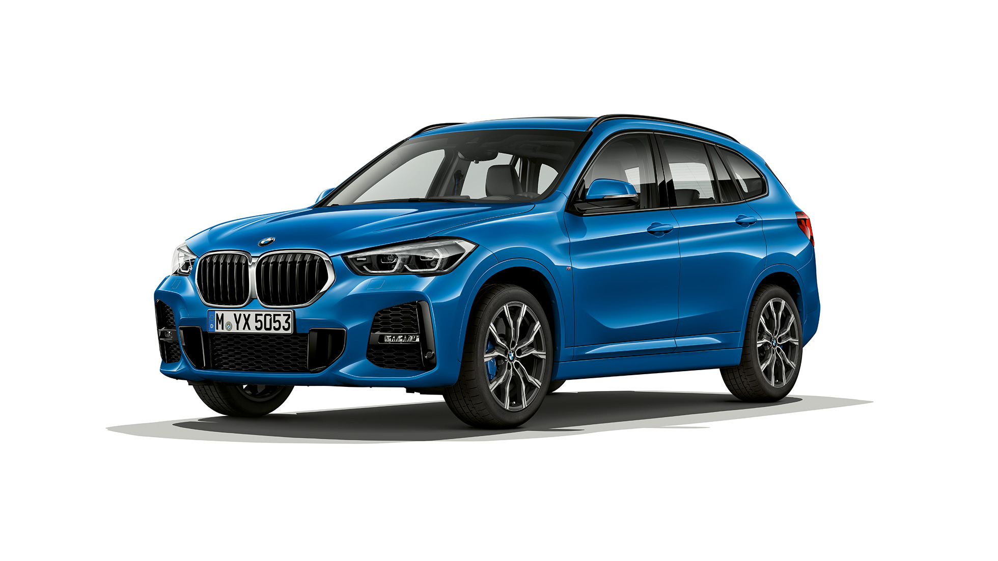BMW X1, Modèle M Sport, vue de trois quarts avant F48 BMW X1, Modèle M Sport, vue de trois quarts avant, prise en studio F48