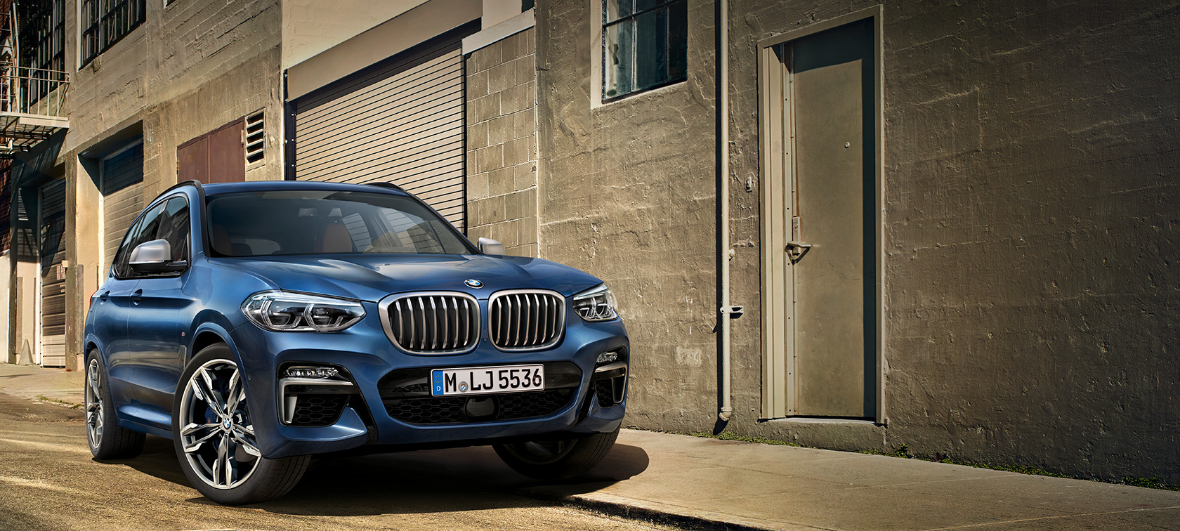 BMW X3 M40i, opname voor huismuur in stilstand G01 BMW X3 M40i, opname voor huismuur in stilstand G01