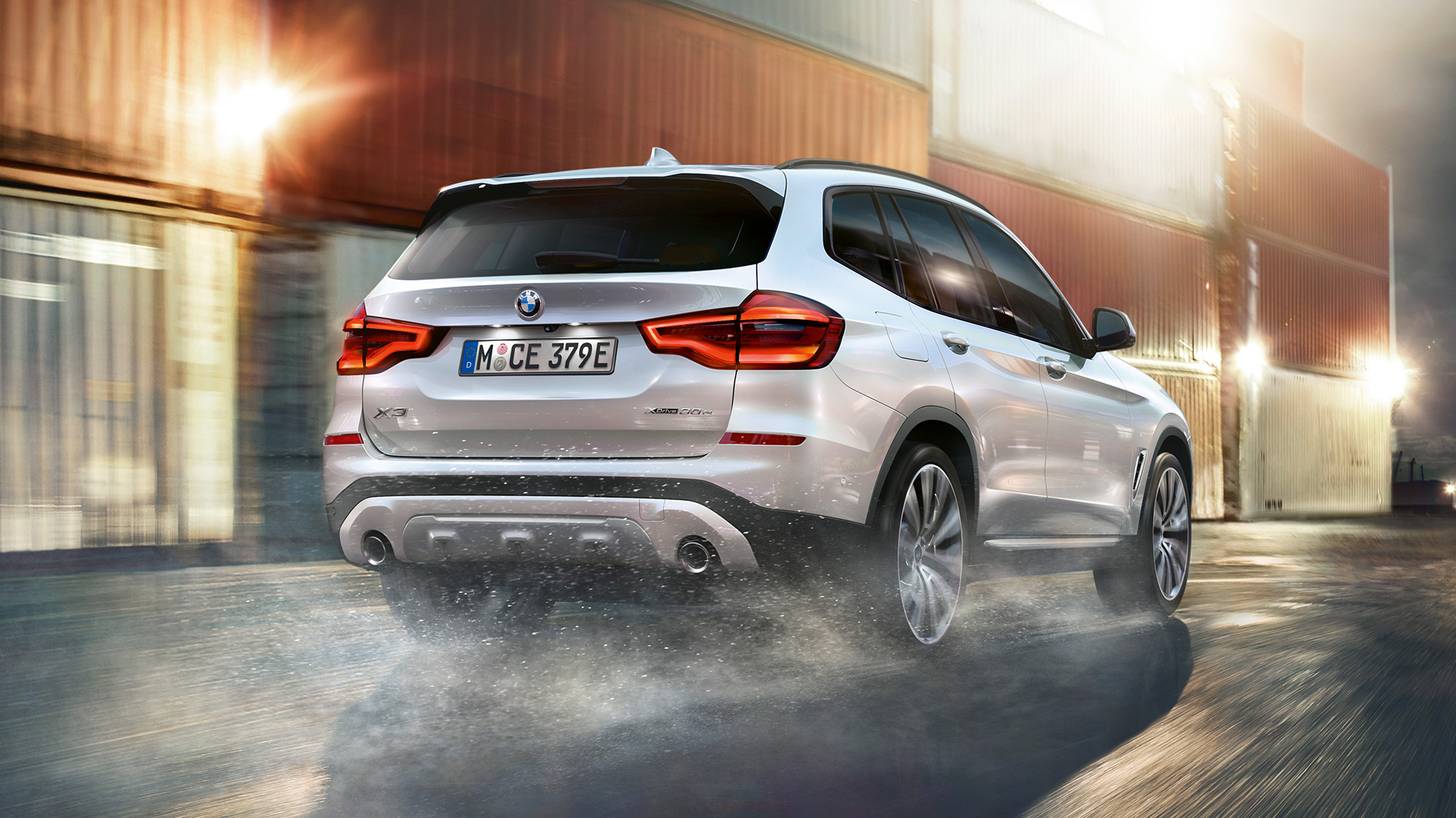 BMW X3 M40i, vue de l’arrière avec inscription G01 BMW X3 M40i, vue de l’arrière avec inscription G01