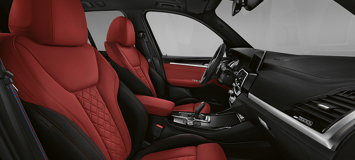 BMW X3, revêtement intérieur BMW Individual étendu en cuir Merino Feinnarbe en Fionarot/Schwarz G01 BMW X3, revêtement intérieur BMW Individual étendu en cuir Merino Feinnarbe en Fionarot/Schwarz G01