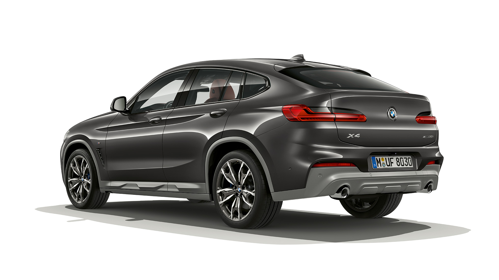 BMW X4 Modèle M Sport X, vue de trois quarts arrière G02 BMW X4 xDrive30i Modèle M Sport X G02 2018 en Sophistograu Brillanteffekt vue de trois quarts arrière