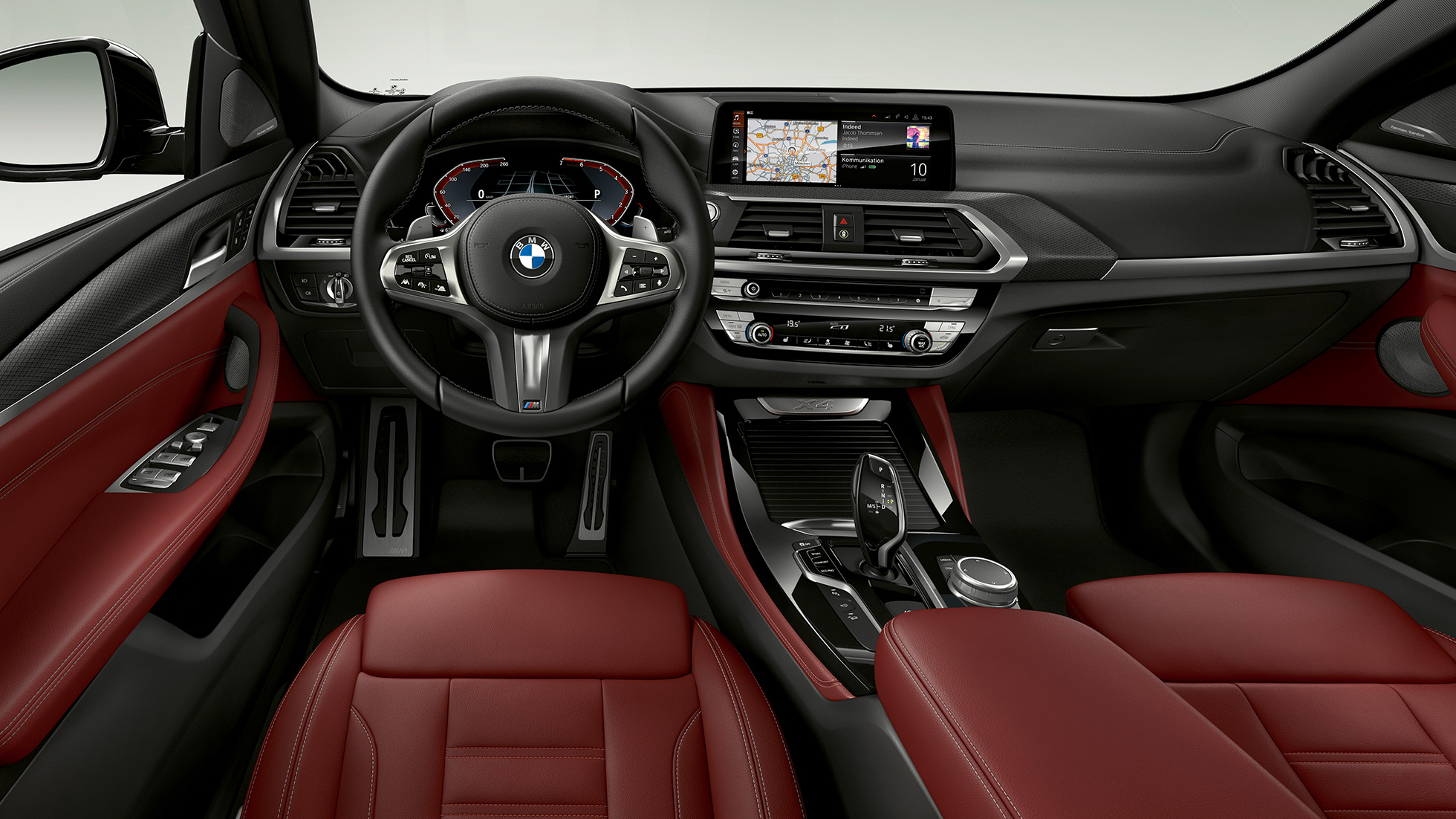 Poste de conduite de la BMW X4 xDrive30i Modèle M Sport X G02 Poste de conduite xDrive30i de la BMW X4 Modèle M Sport X G02 2018 habitacle
