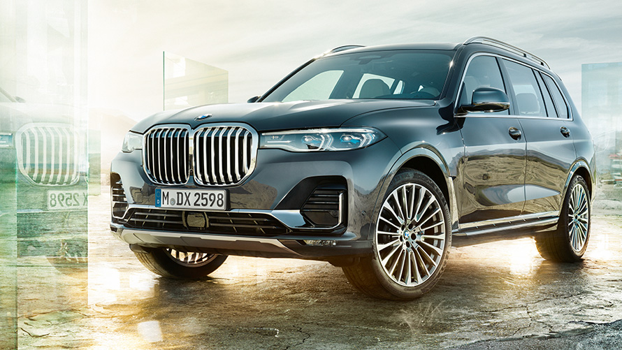 BMW X7 2019 G07 Arktikgrau driekwart vooraanzicht stilstaand BMW X7 2019 G07 Arktikgrau driekwart vooraanzicht stilstaand