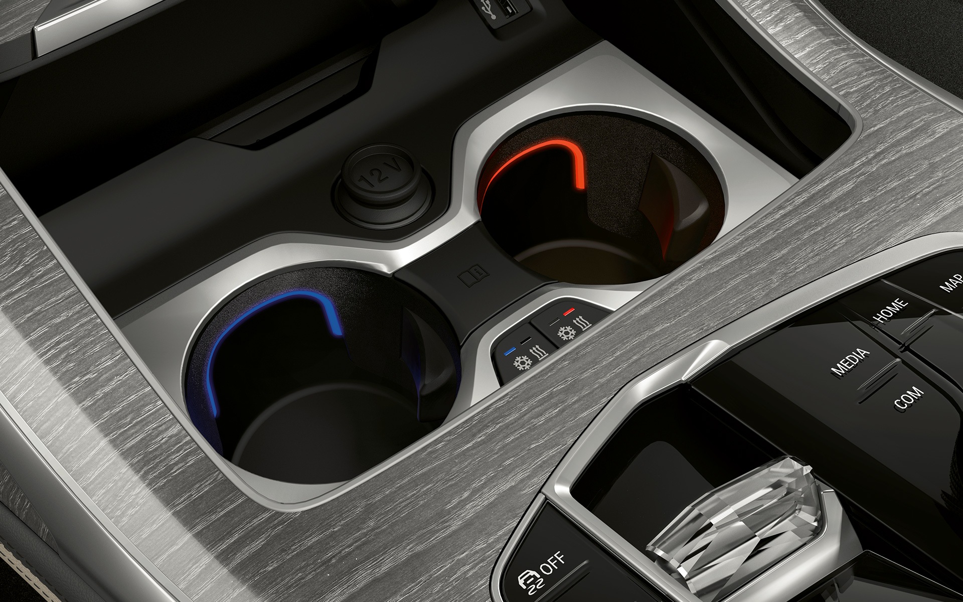 Comfortpakket close-up bekerhouders vooraan BMW X7 G07 LCI