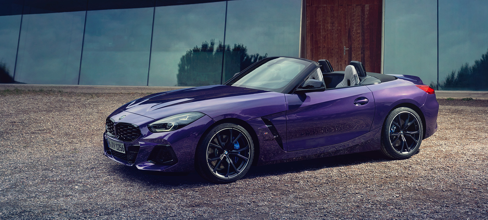 BMW Z4 M40i Roadster (G29) vue de trois quarts de profil BMW Z4 M40i Roadster (G29) vue de trois quarts de profil