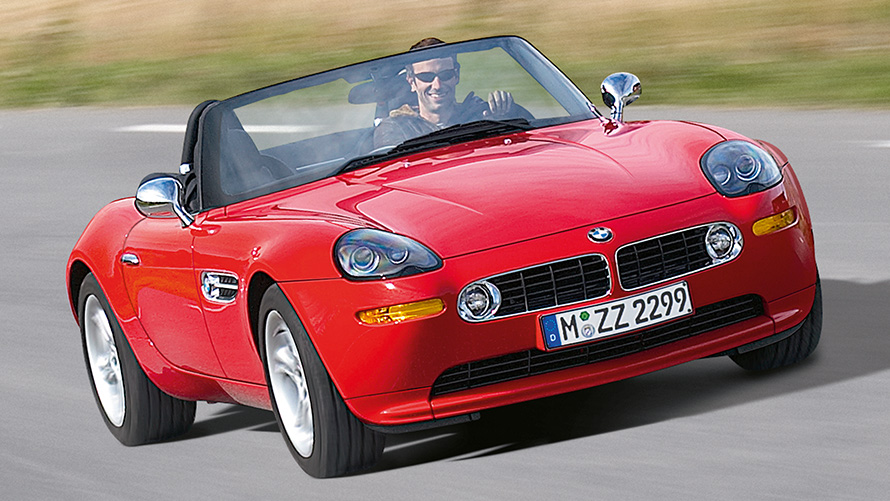 BMW Z8 Roadster (E52) vue de trois quarts avant en mouvement BMW Z8 Roadster (E52) vue de trois quarts avant en mouvement