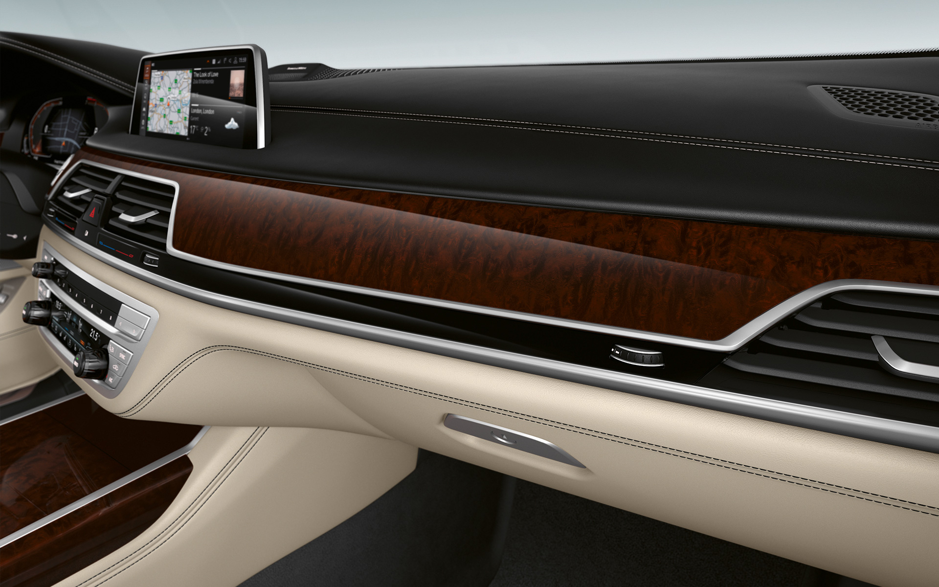 Bois noble BMW Individual Esche Maser Schwarzrot hochglänzend gros plan Bois noble BMW Individual Esche Maser Schwarzrot hochglänzend gros plan