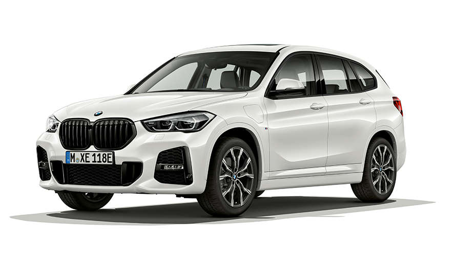 BMW X1 xDrive25e studio-opname BMW X1 xDrive25e studio-opname driekwart vooraanzicht