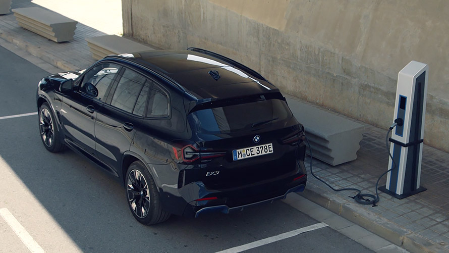 Elektrische BMW wagens BMW iX3 hoogspanningsaccu video Elektrische BMW wagens BMW iX3 hoogspanningsaccu video