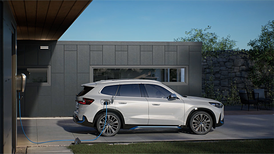 Elektrische BMW wagens BMW U11 thuis opladen video Elektrische BMW wagens BMW U11 thuis opladen video