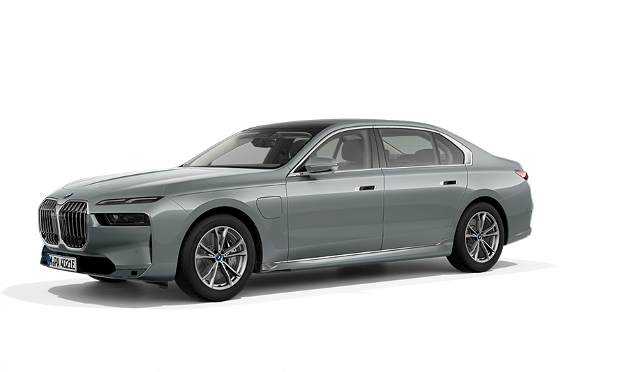 BMW 750e xDrive modèle PHEV vue de trois quarts avant BMW 750e xDrive modèle PHEV vue de trois quarts avant