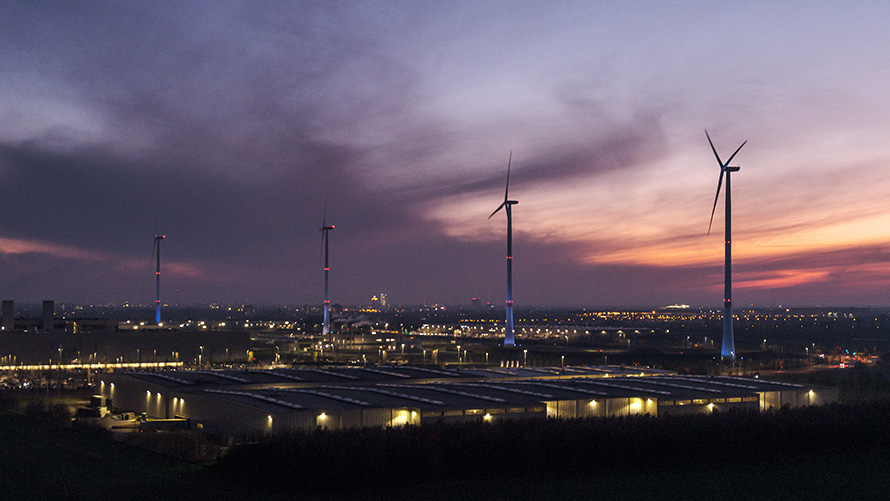 Windkracht BMW duurzaamheid BMW duurzaamheid windkracht BMW fabrieksterrein Leipzig vier windmolens