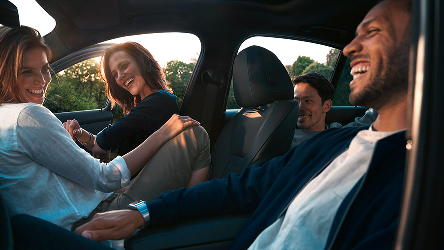 Connected Music Connected Music est affiché sur le BMW Display