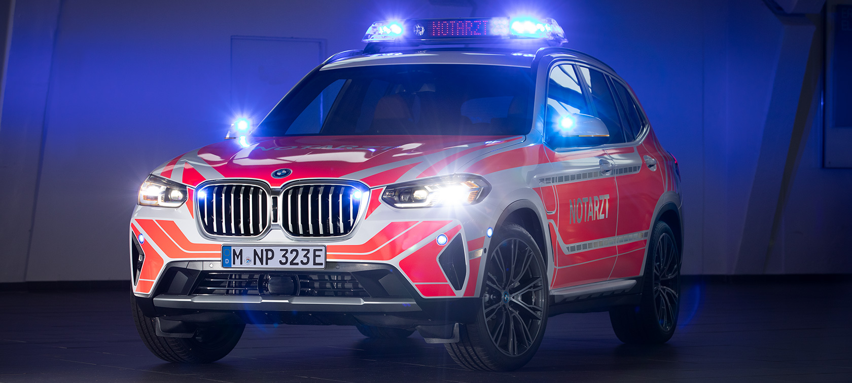 BMW X3 G01LCI véhicule d’intervention médicale BMW X3 G01LCI véhicule d’intervention médicale vue avant 1/3 parking