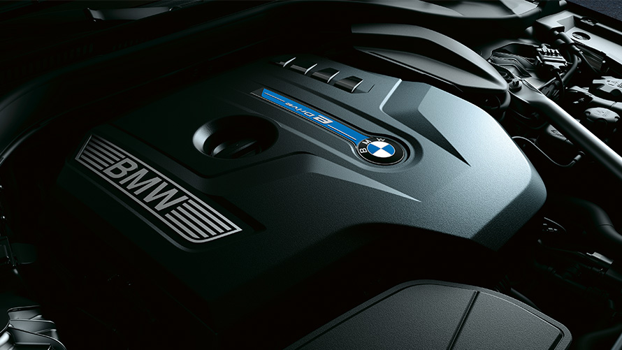 Cache moteur hybride rechargeable BMW TwinPower Turbo Cache moteur hybride rechargeable BMW TwinPower Turbo