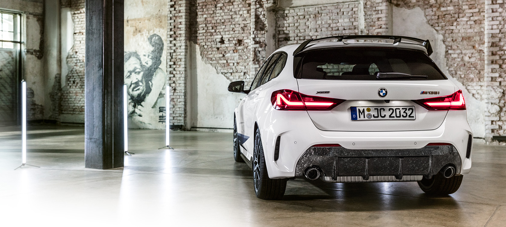 BMW Série 1, BMW M Performance Parts. BMW Série 1, vue arrière, design BMW M Performance Parts.