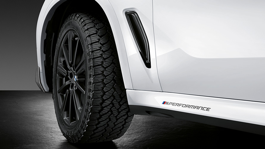 M Performance opschriftsticker BMW M Performance Parts M Performance opschriftsticker