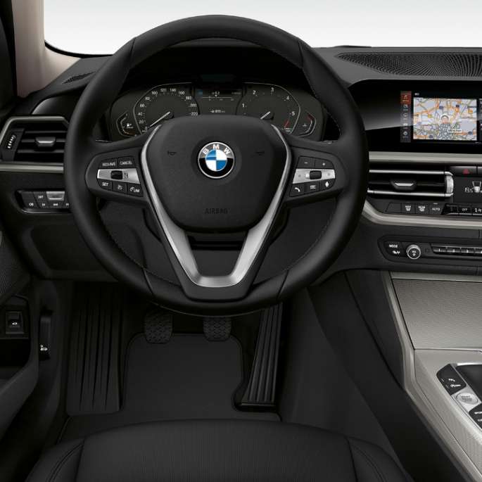 BMW Série 3 Touring, Modèle Advantage, poste de conduite G21