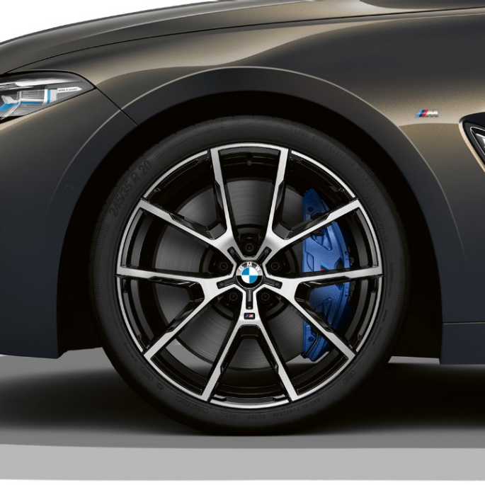BMW M850i xDrive, Dravitgrau metallic, jantes en alliage léger de 20", multirayons 728 M. BMW M850i xDrive, Dravitgrau metallic, jantes en alliage léger de 20", à rayons en Y 728 M.