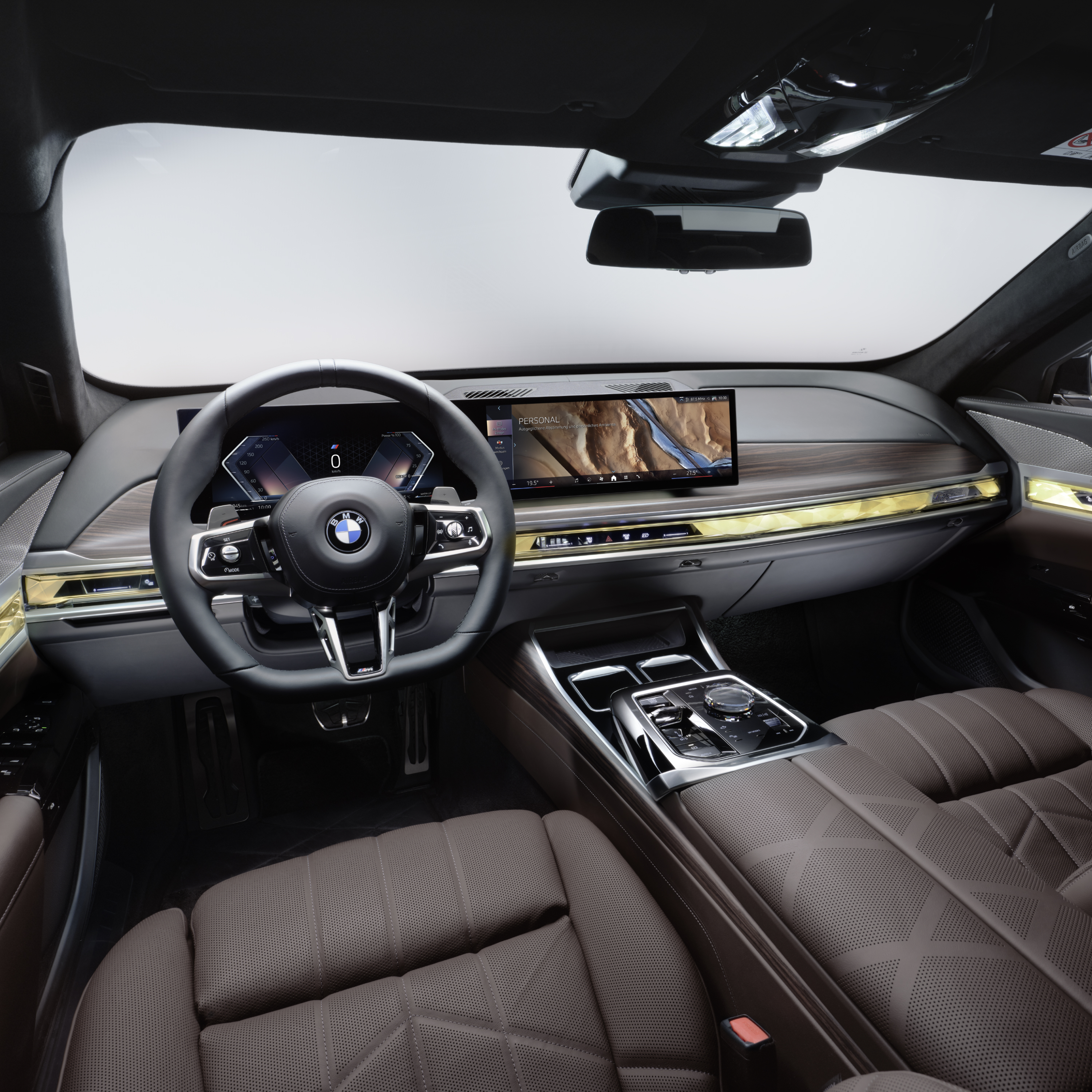 BMW cockpit met stuur en display