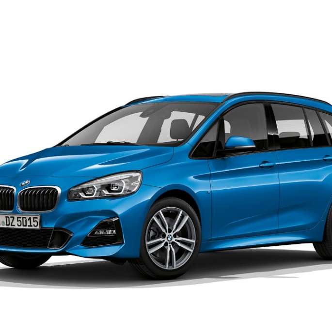 BMW 2 Reeks Gran Tourer 220d xDrive Model M Sport F46 facelift 2018 Misano Blau metallic driekwart vooraanzicht